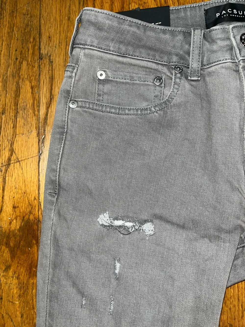 NWT PACSUN Skinniest Distressed Gray Jeans with Knee Rips Size 28